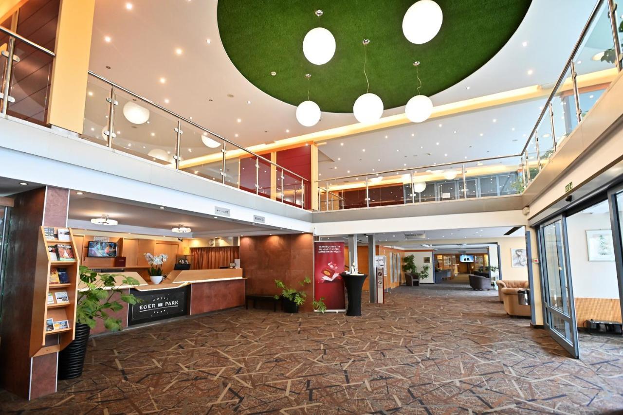 Hotel Eger & Park Dış mekan fotoğraf