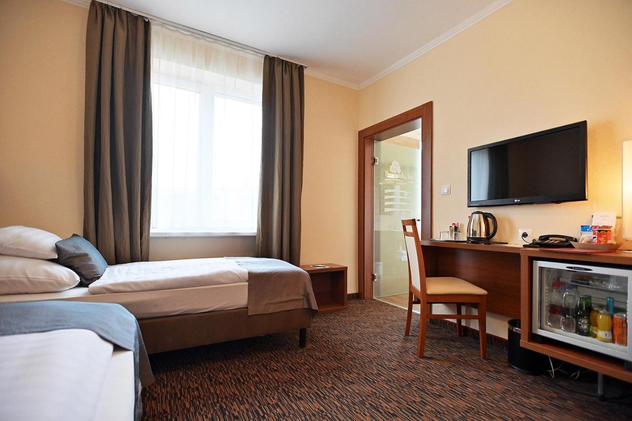 Hotel Eger & Park Dış mekan fotoğraf