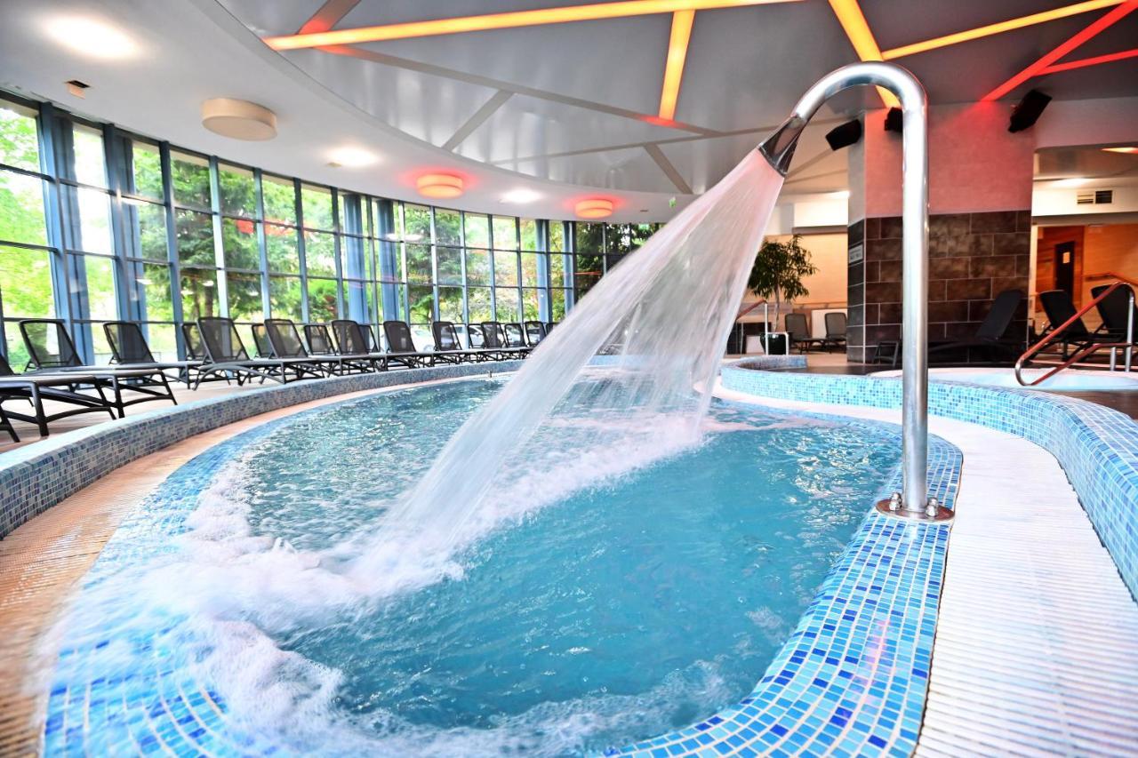 Hotel Eger & Park Dış mekan fotoğraf