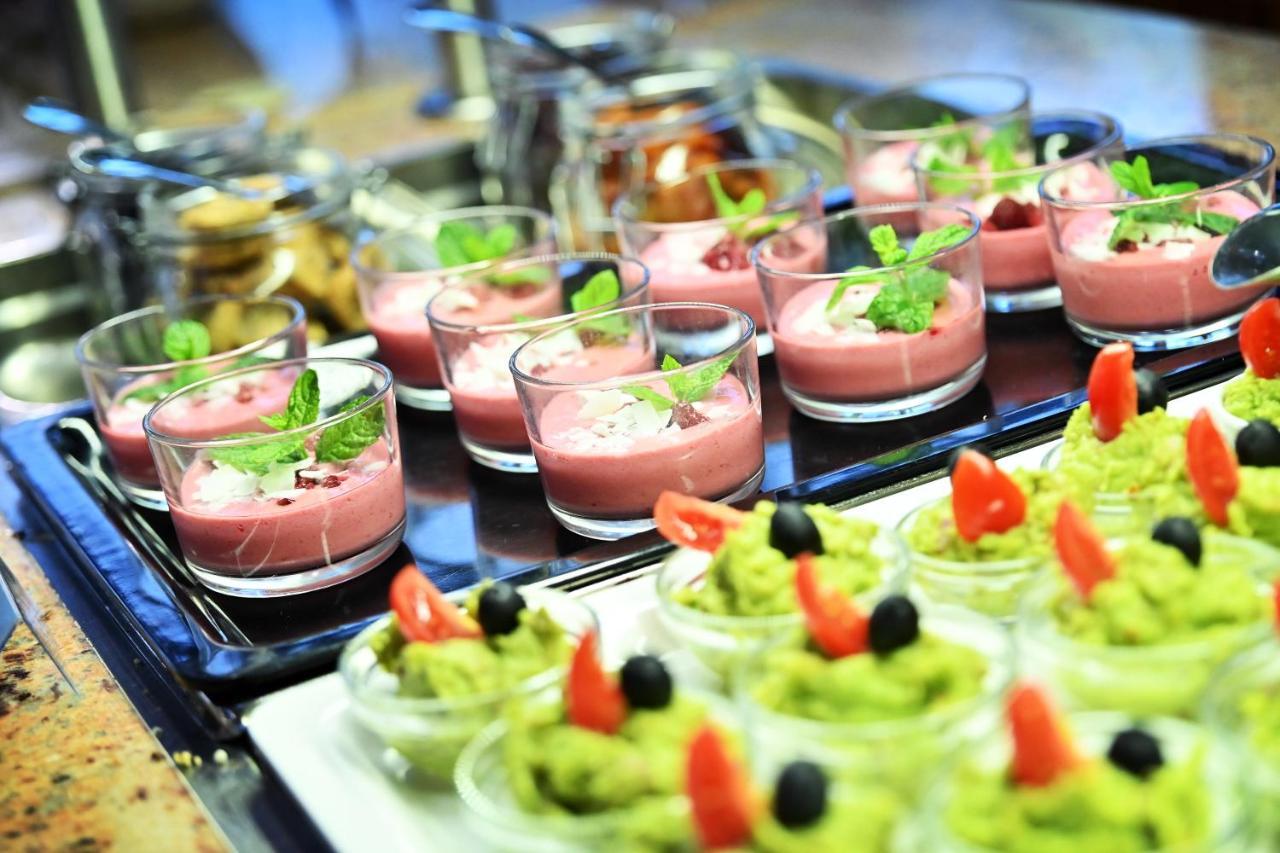 Hotel Eger & Park Dış mekan fotoğraf